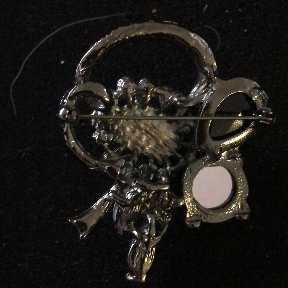 Pin - Picture 2 of 2